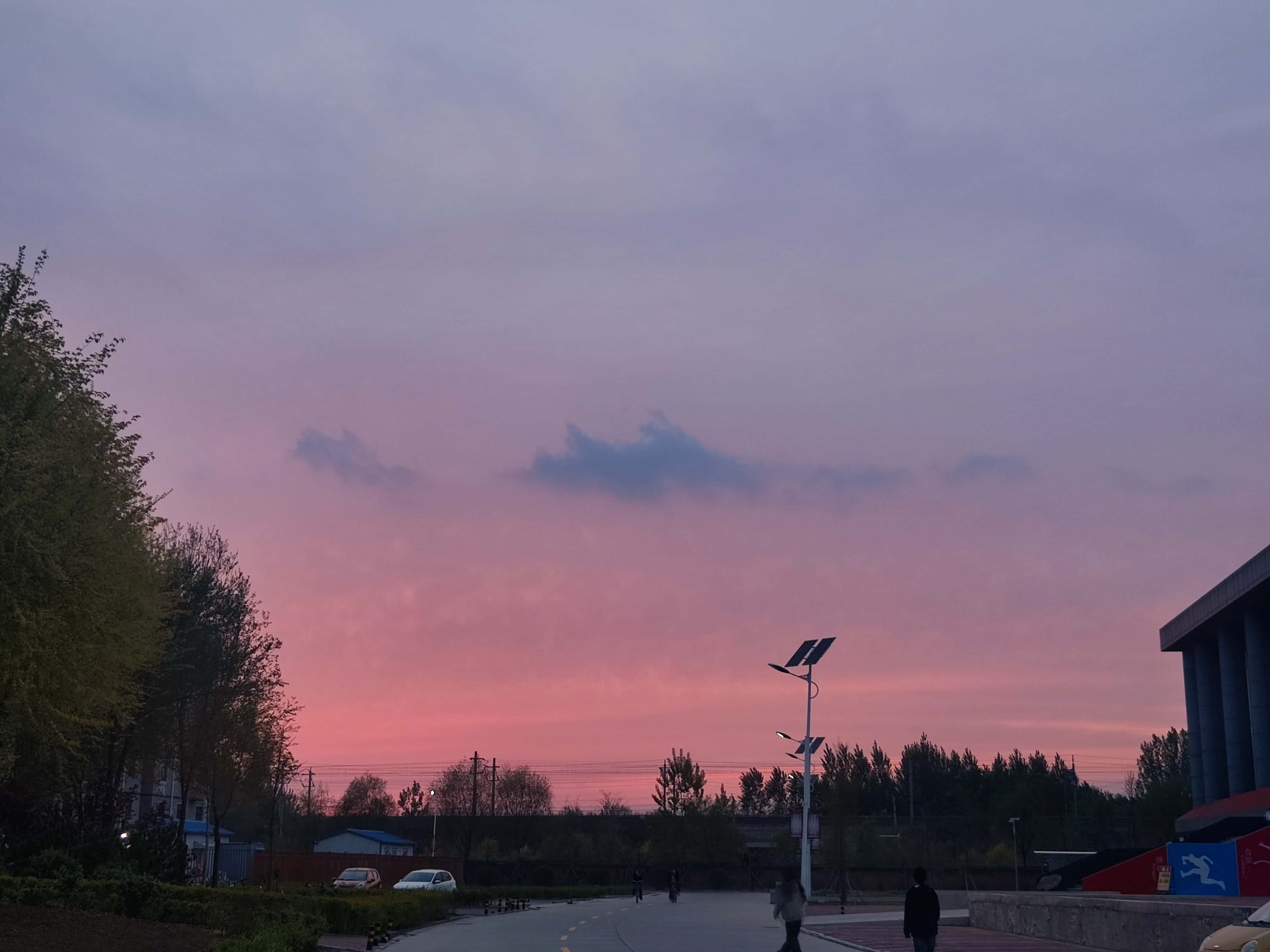 炊烟四起,晚霞灿然🌆